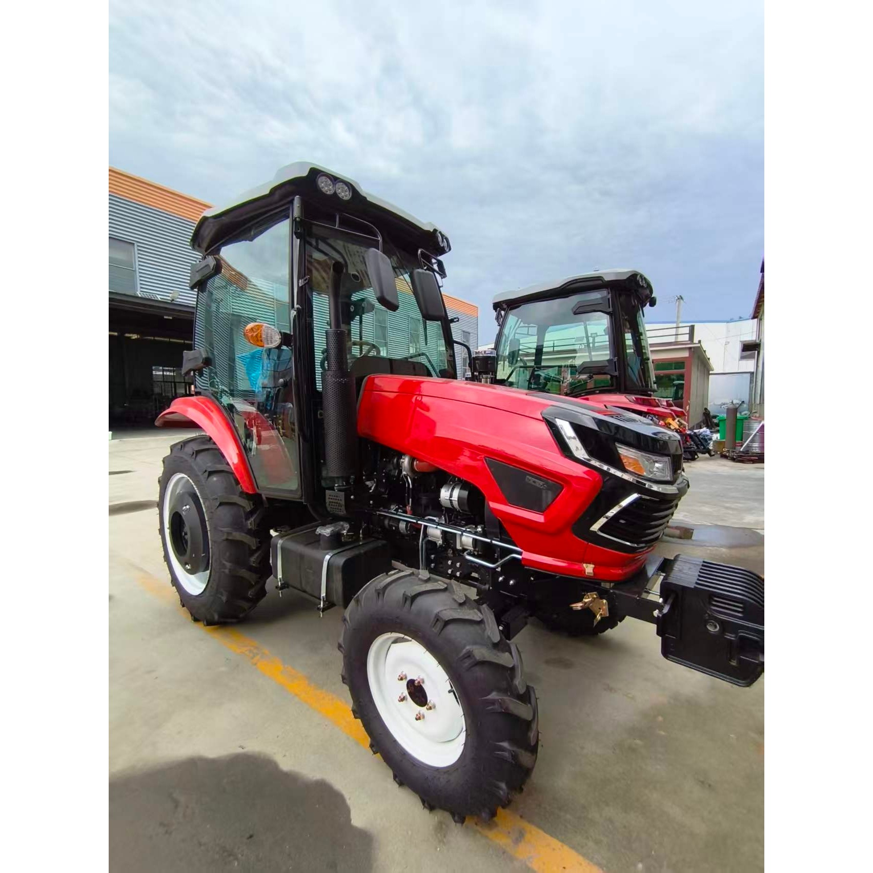 Four-wheel drive agricultural  - Agriculture Farming Services ulasan dan harga